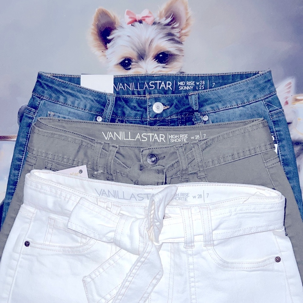 $20 sale for 3 Vanilla Star Juniors demin size 7